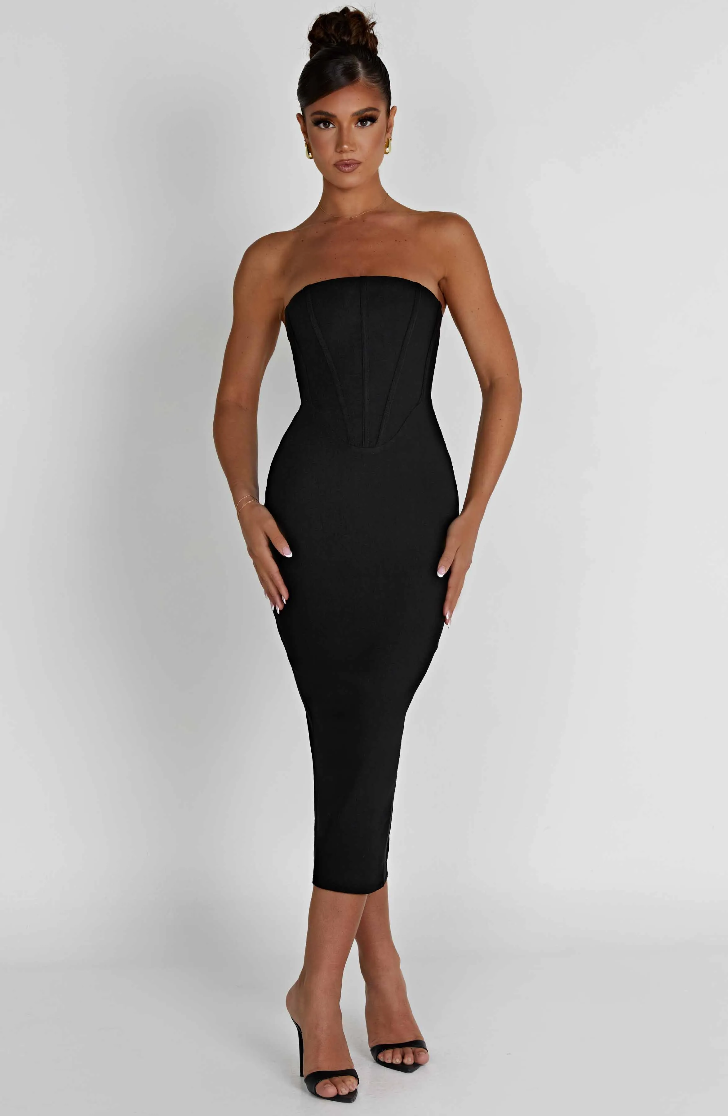 Amore Midi Graceful Dress - Black