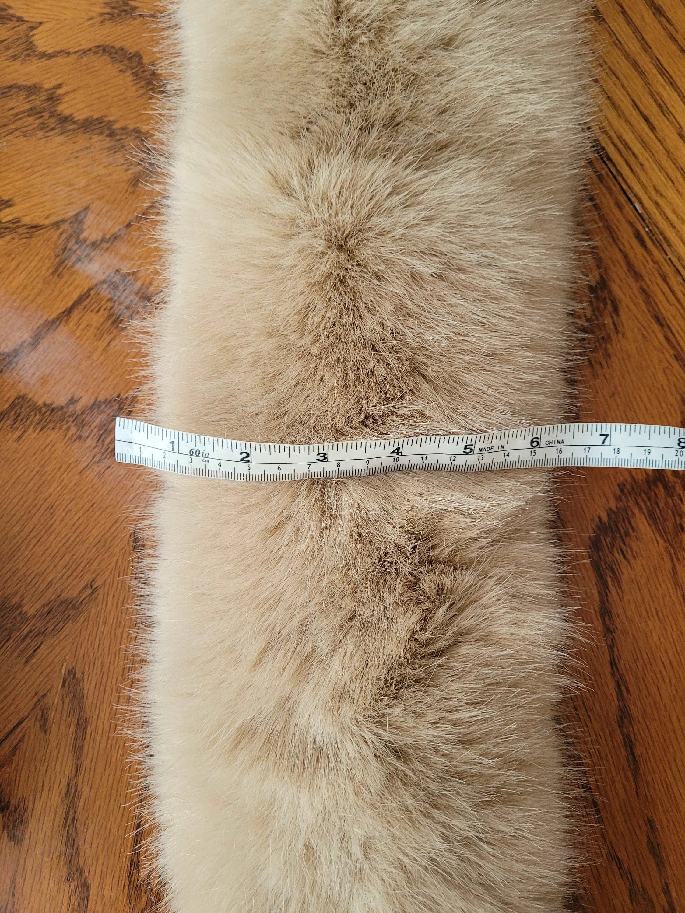 BY ORDER Extra Large Faux Fur Vegan Trim Hood 70 cm, Large Faux Fur Collar Trim, Faux Fox Fur, Fur Ruff, Faux Fur Hood, Fur Jacket, Real Fox