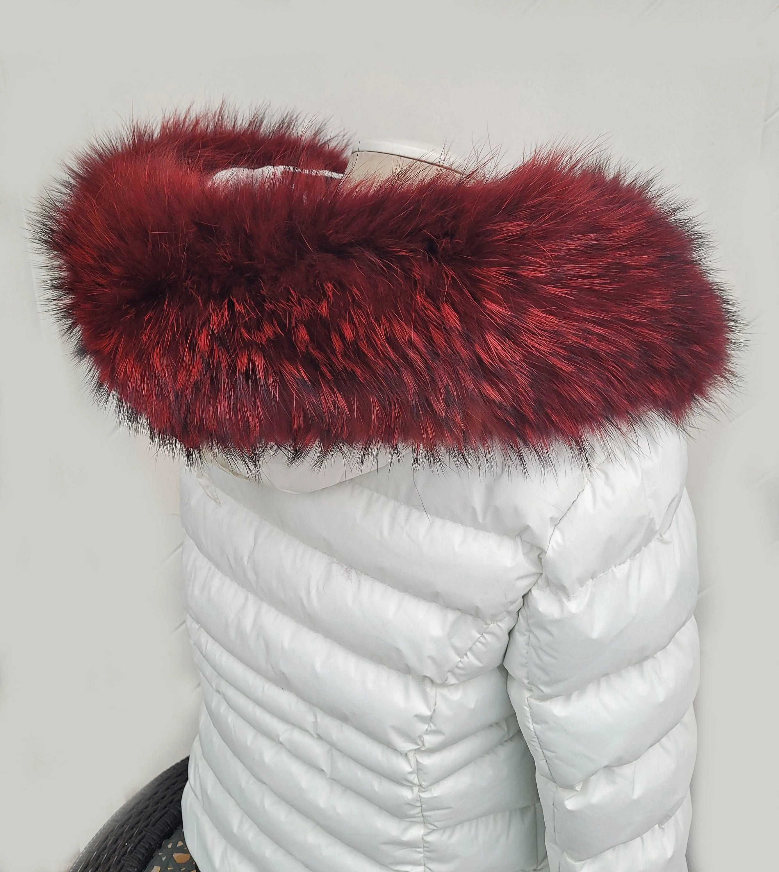 BY ORDER XL Large Red Real Raccoon Fur Collar, Fur Trim for Hoodie, Raccoon Fur Collar, Fur Scarf, Fur Ruff, Hood , Buttons included