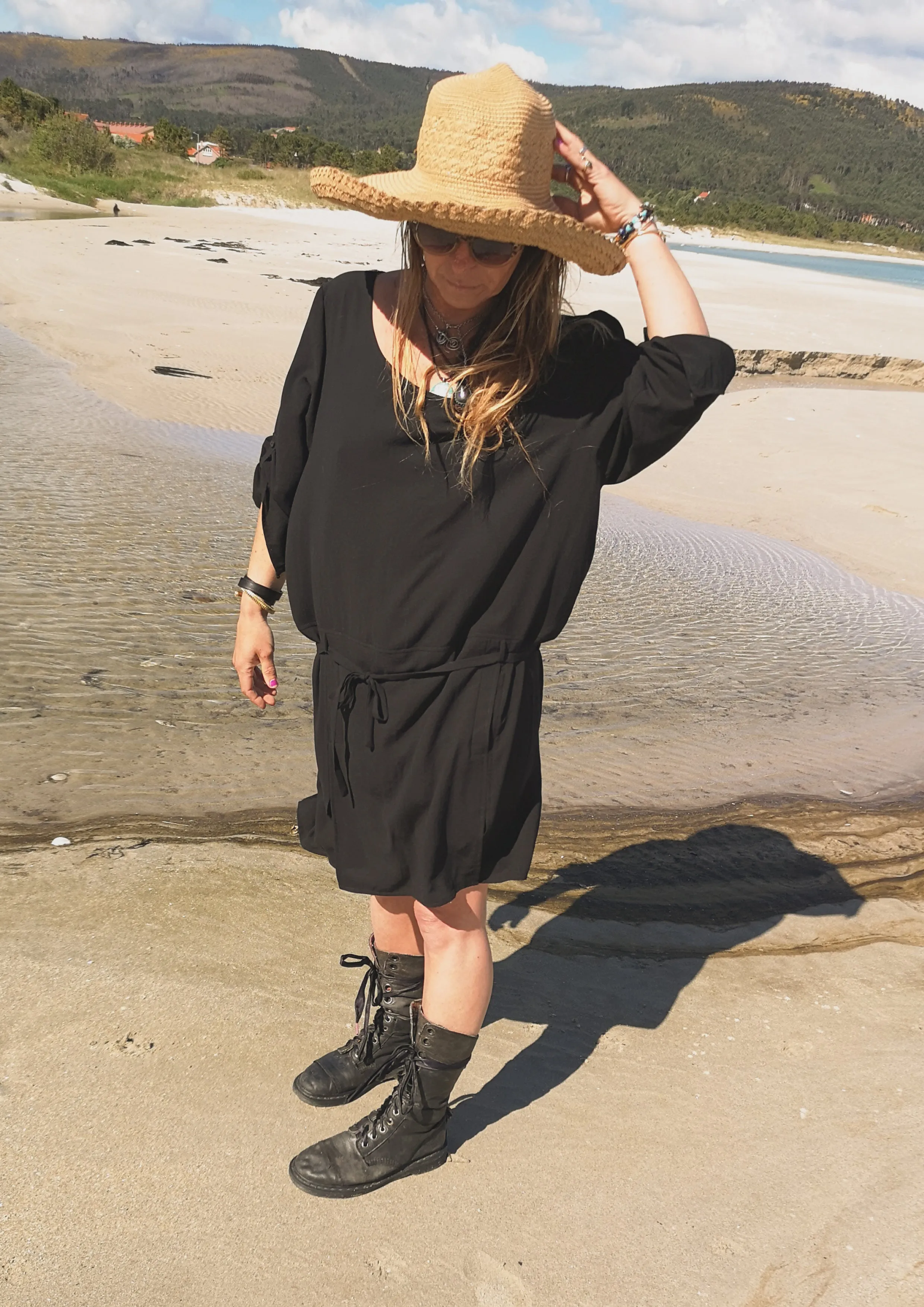 DRESS LONG - SLEEVES - black