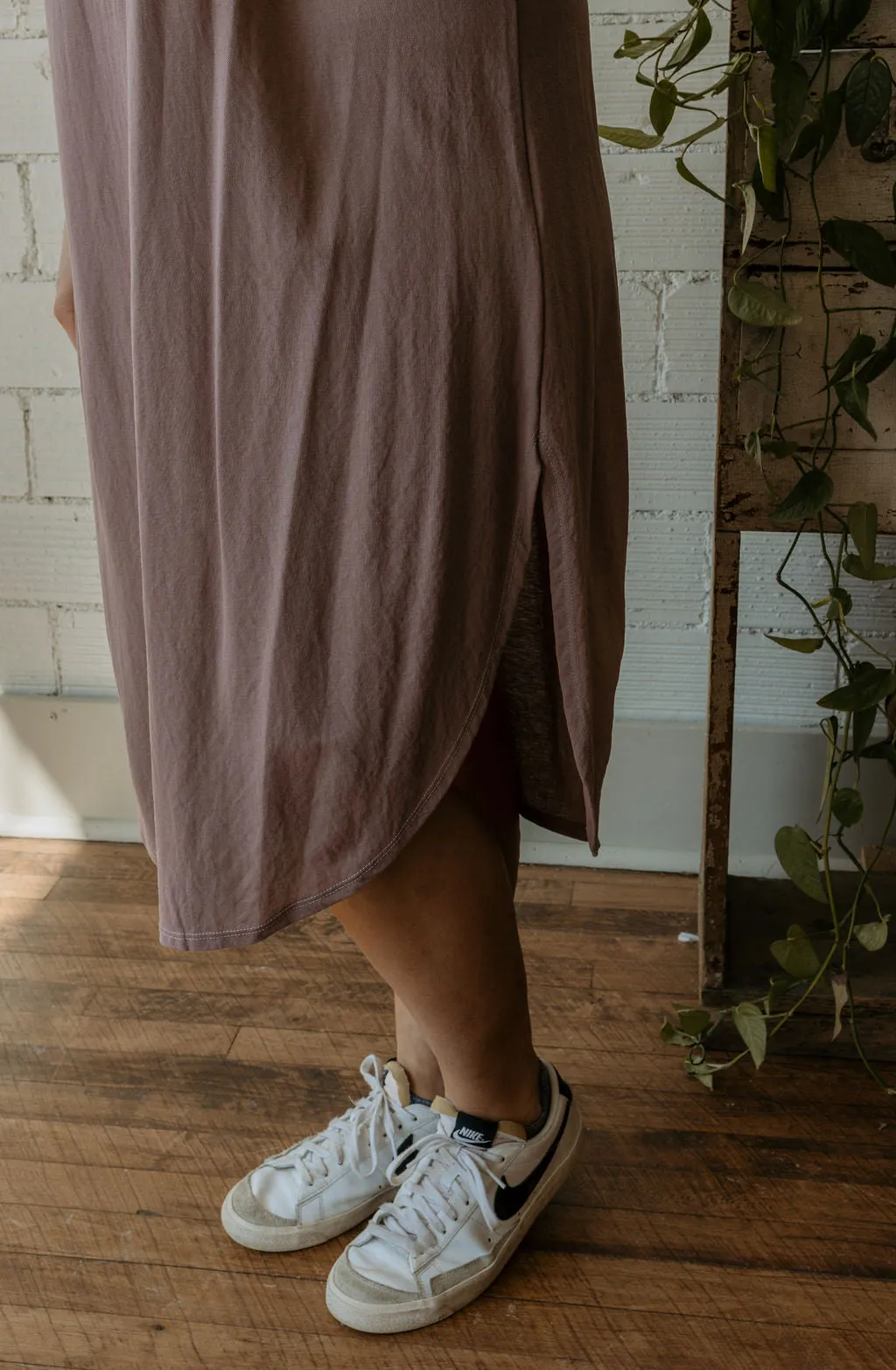 FAITH PLUM RACERBACK DRESS