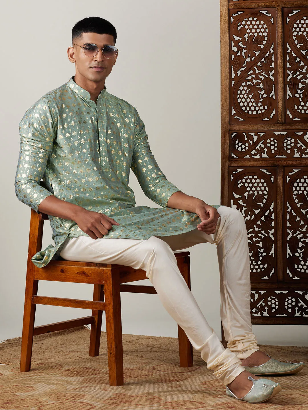 Jashvi Men's Light Green Foil Printed Kurta With Cream Pyjama Set