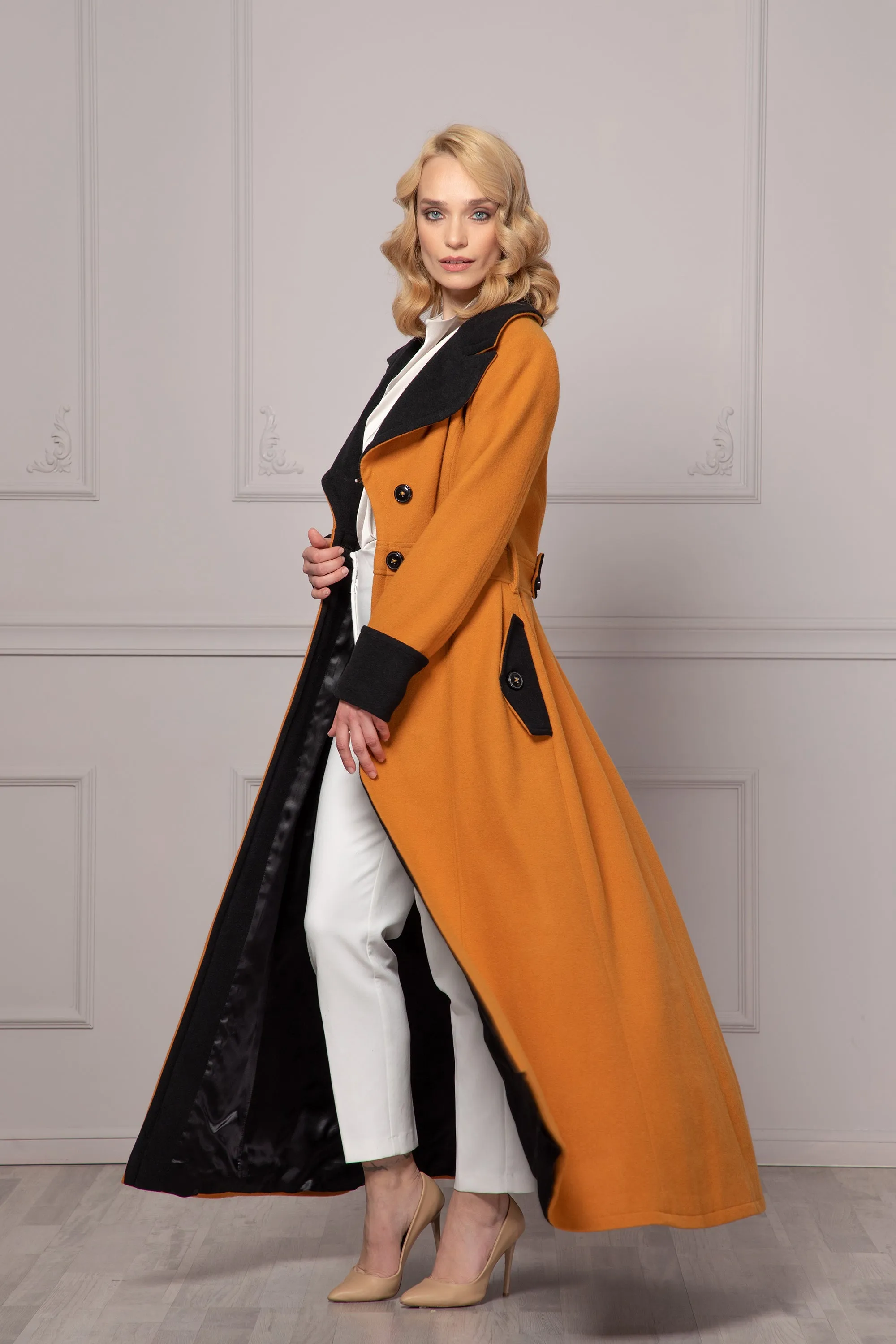 LADIES PRINCESS COAT