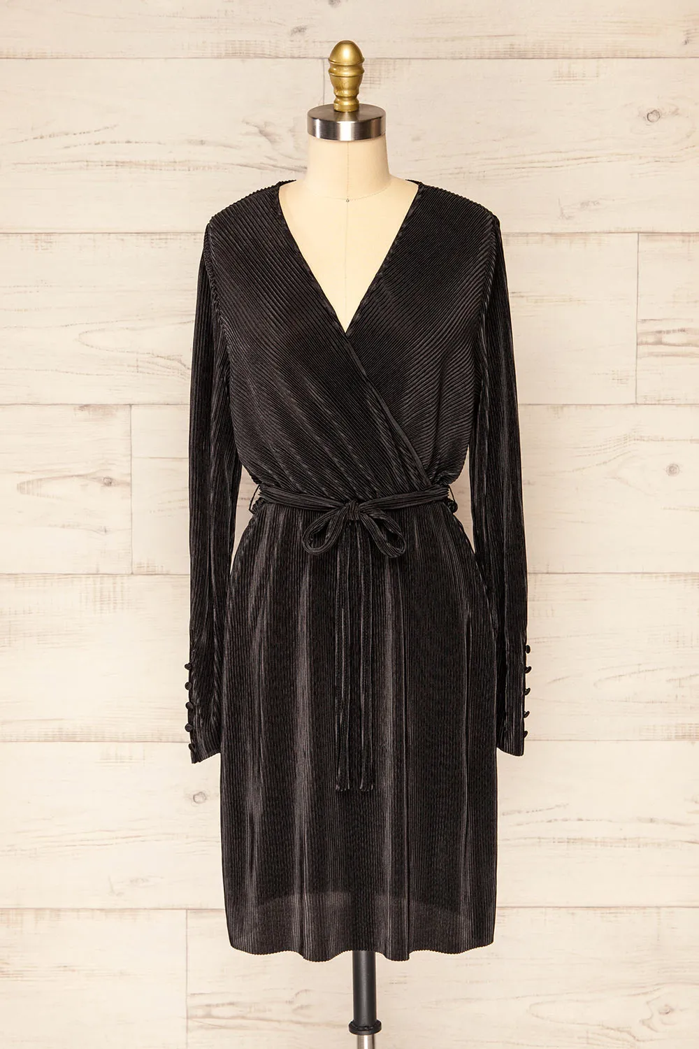 Lampito | Ribbed Wrap Dress w/ Long Sleeves