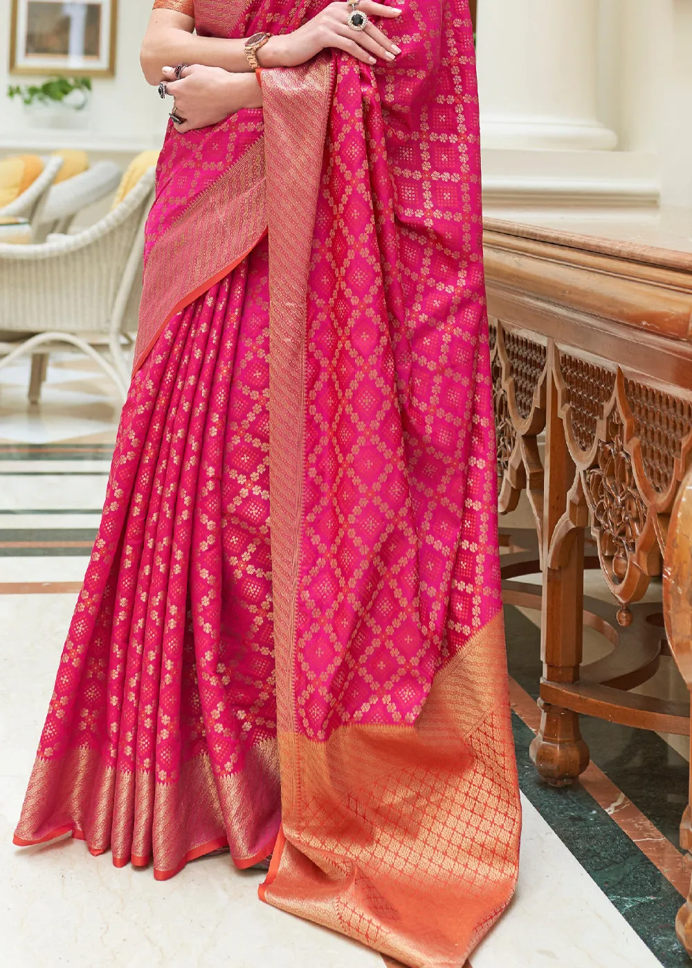 Magenta Pink Handloom Patola Weave Silk Saree