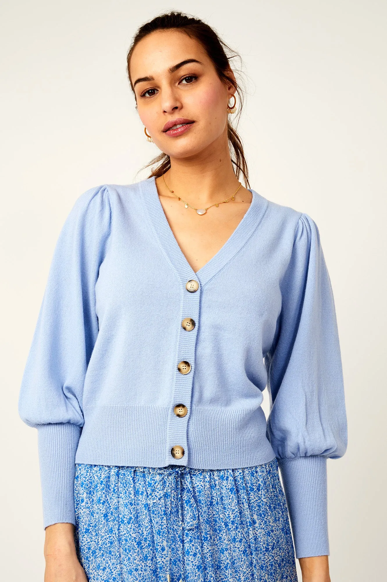 Merino Cashmere V Neck Puff Sleeve Cardigan | Cornflower Blue