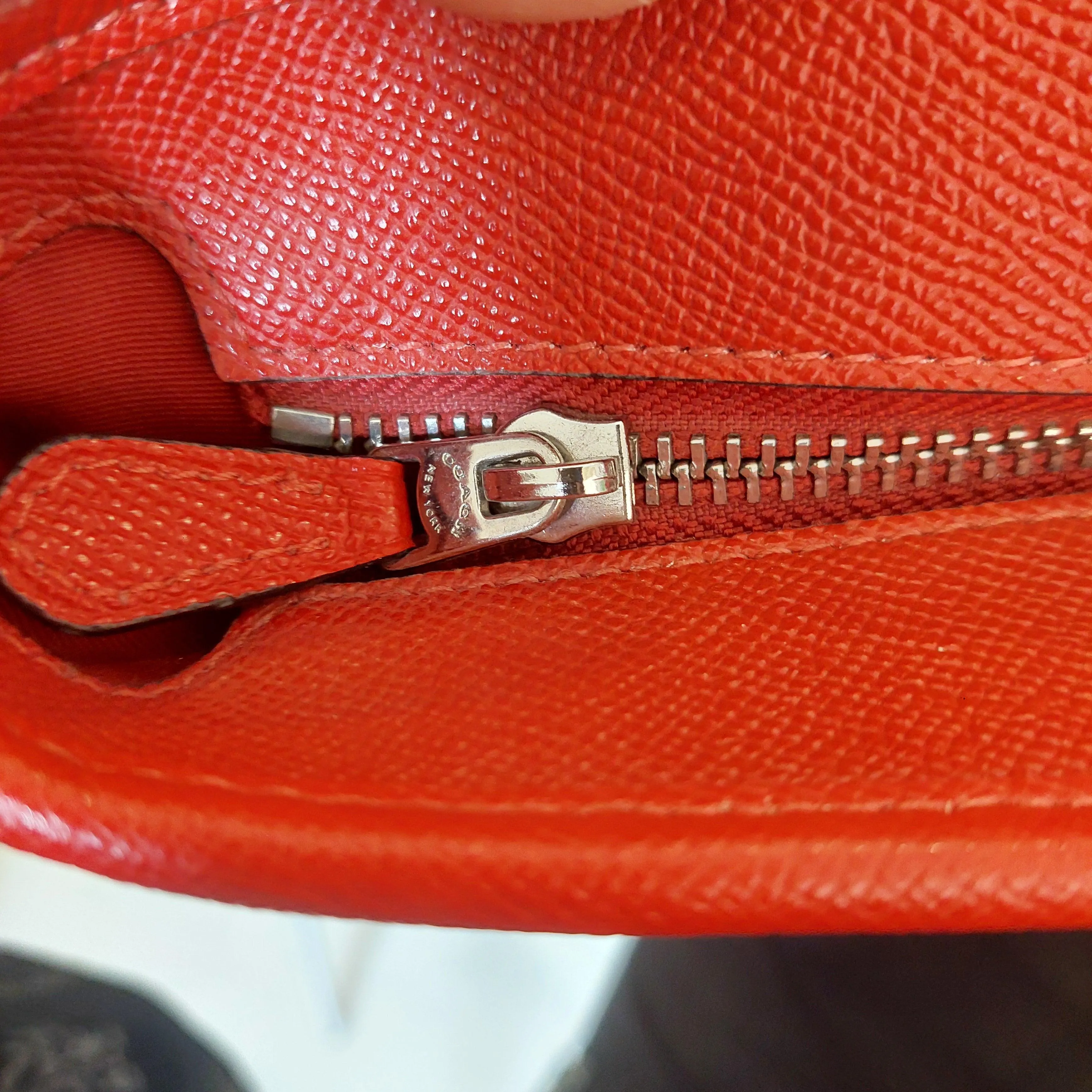 Pre-Loved Treasures - Coach Red Leather Large Zip Tote Bag | Gently Used