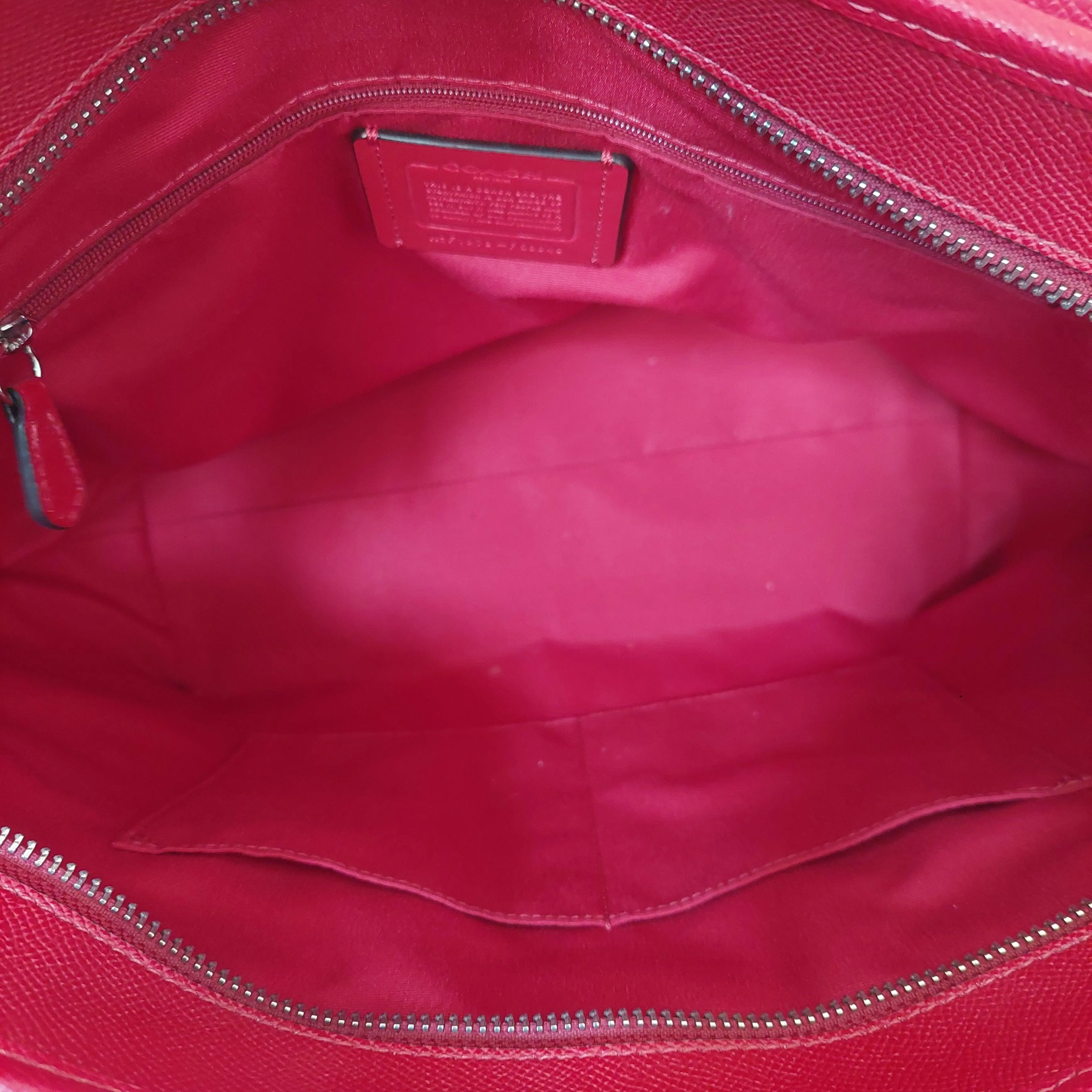 Pre-Loved Treasures - Coach Red Leather Large Zip Tote Bag | Gently Used