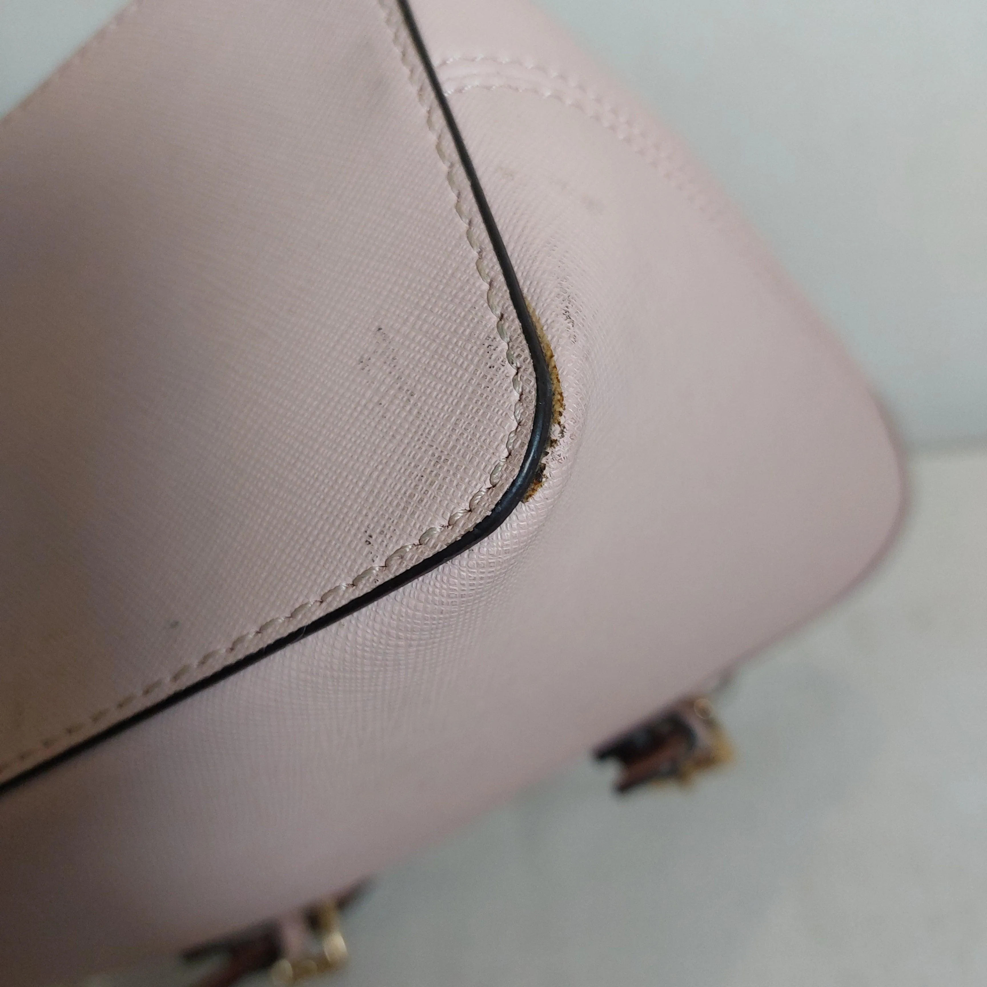 Pre-Loved Treasures - Michael Kors Light Pink Leather Small Jet Set Tote