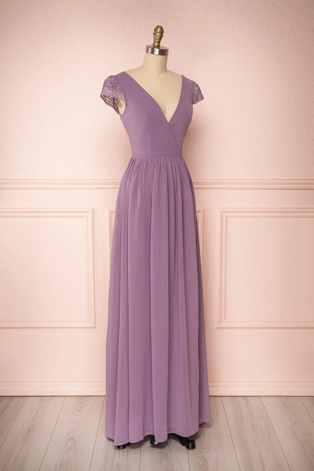 Senji Mauve | Backless Chiffon & Lace Gown