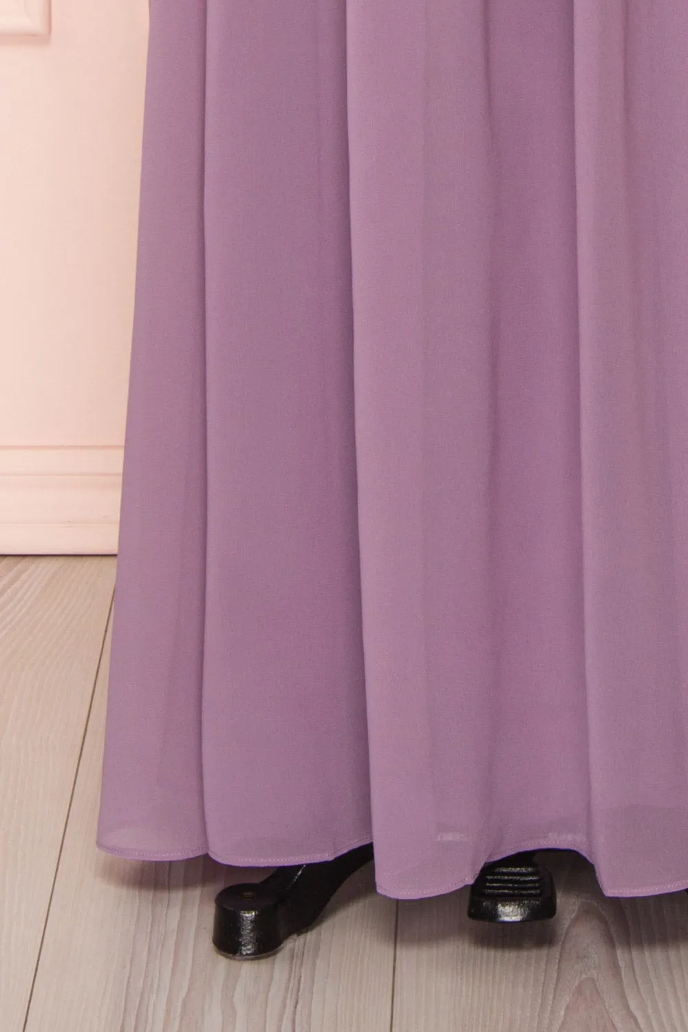 Senji Mauve | Backless Chiffon & Lace Gown