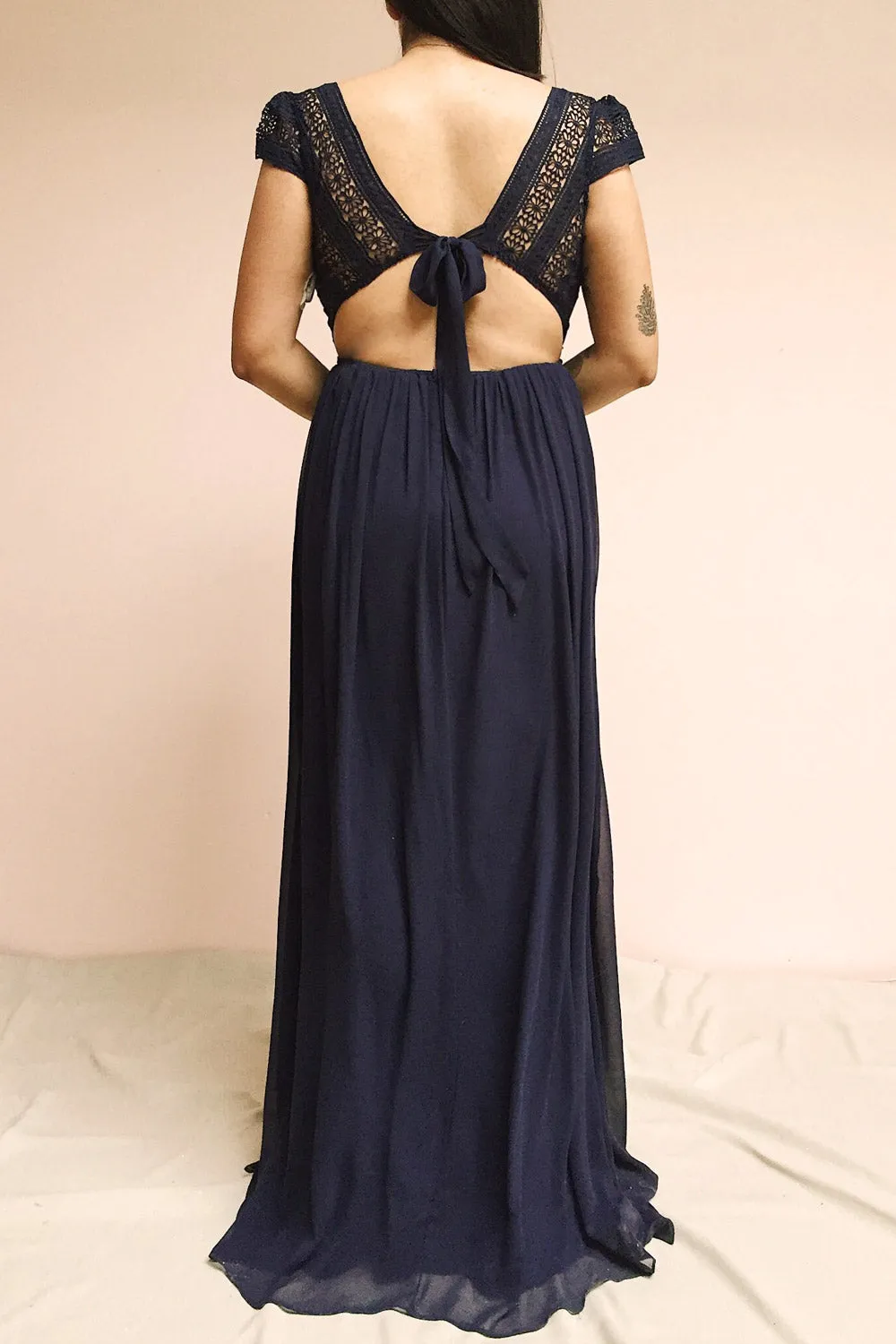 Senji Navy | Backless Chiffon & Lace Gown