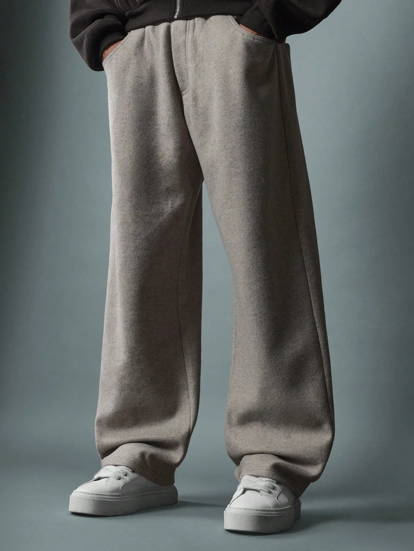 Skater Fit Sweatpants