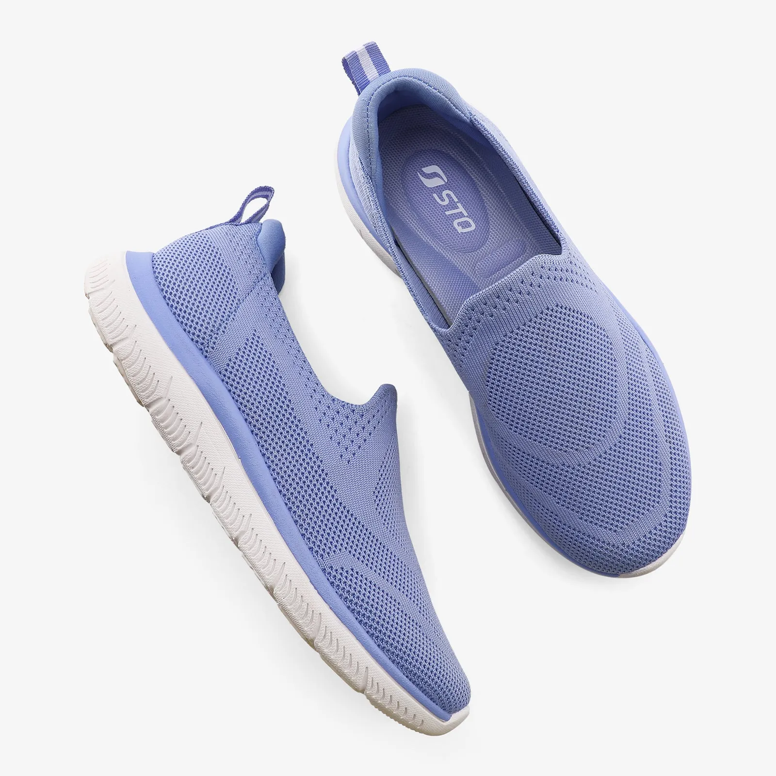 STQ Slip On Sneakers