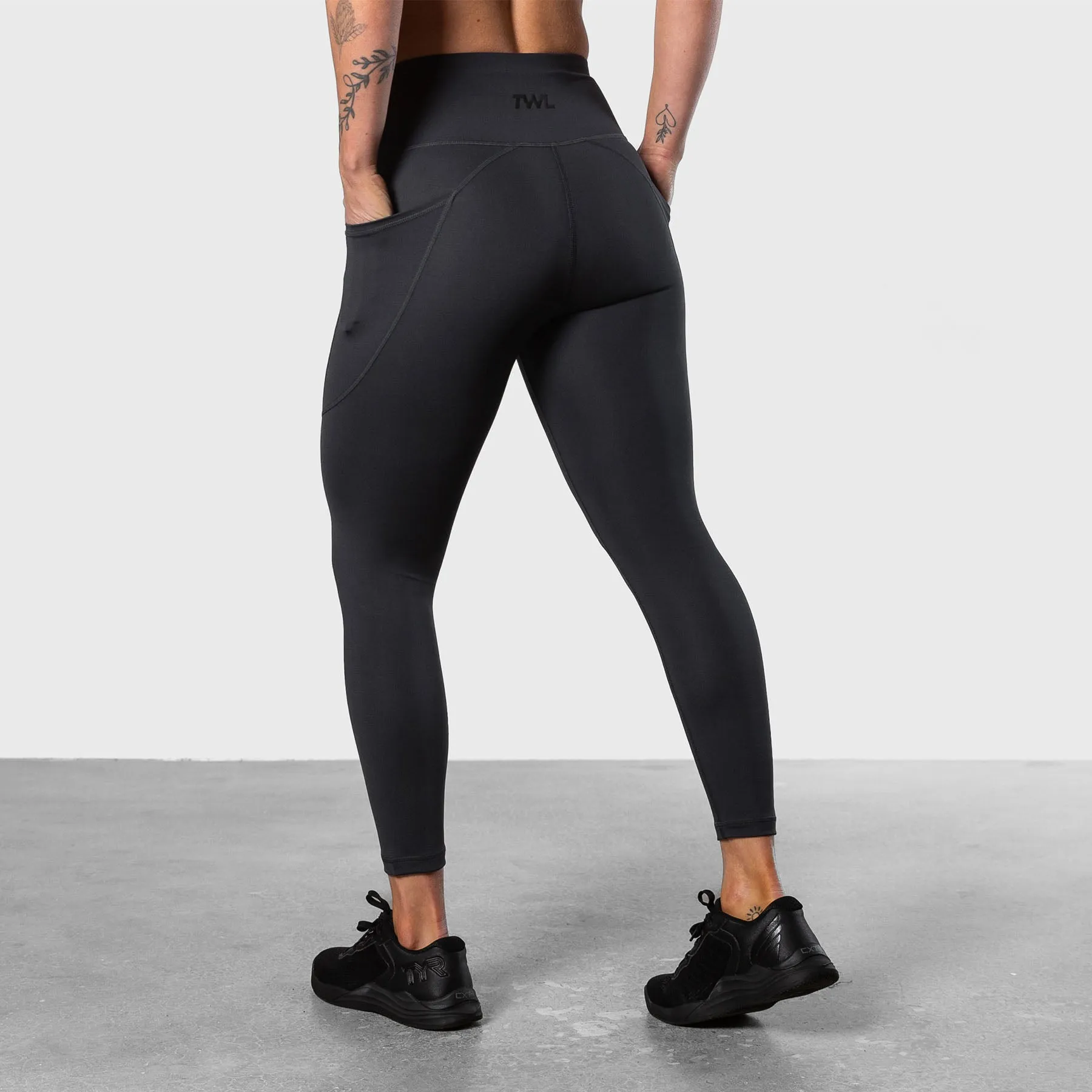 TWL - WOMEN'S ENERGY HIGH WAISTED 7/8TH TIGHTS - PHANTOM