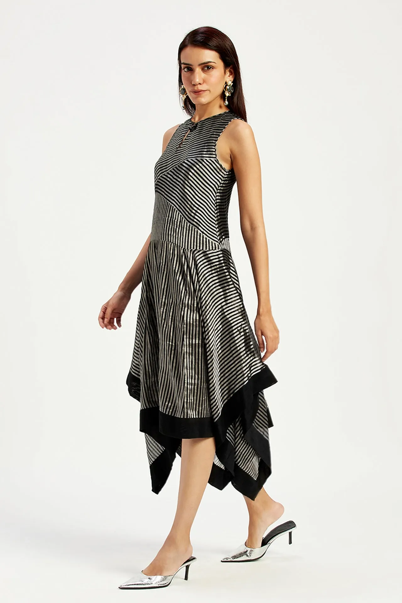 Winona - The Twirling Lines Midi Dress